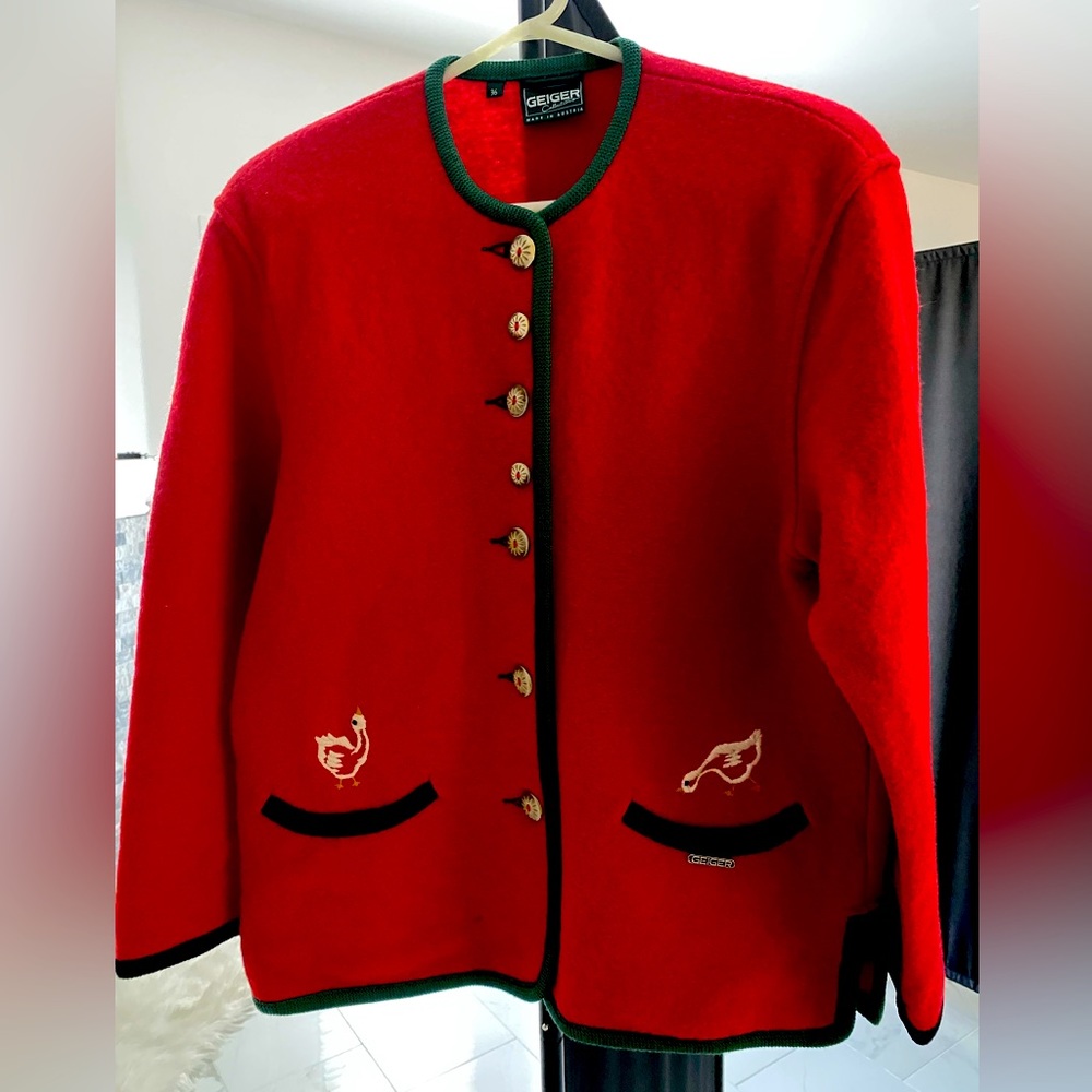 ❌𝗦𝗢𝗟𝗗❌Geiger Collections Red Wool Sweater Jacket Made In Austria Size 36